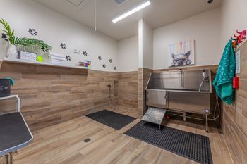 Pet Wash Center at Magnolia Grove Apartments, Terrell